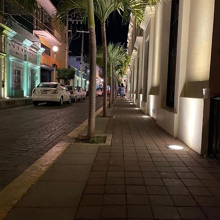 New & Modern, 5 Star Area, Walk 2 Beach, Pool, Views, King Bed Mazatlán Buitenkant foto